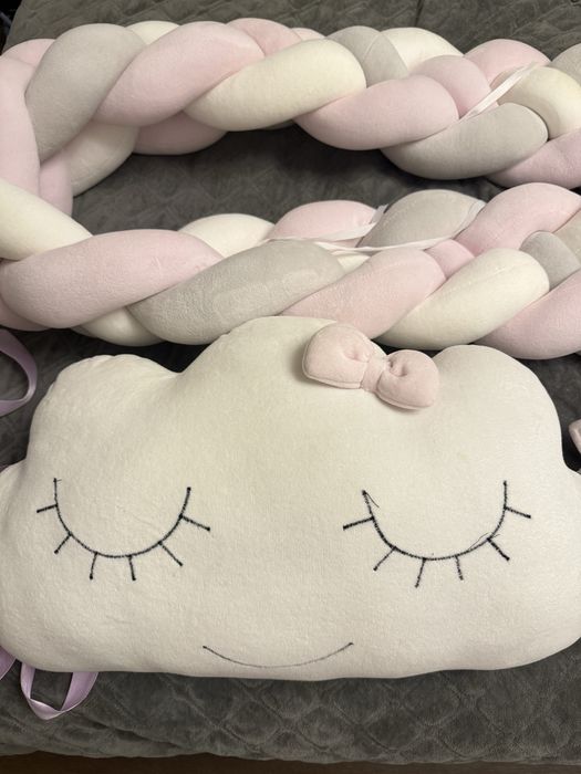 Продам бортики рожеві на дитячу кроватку