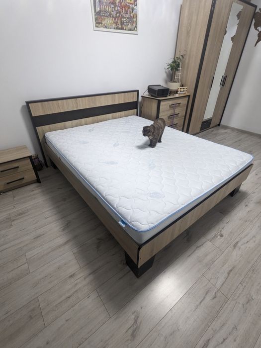 Ліжко з матрасом