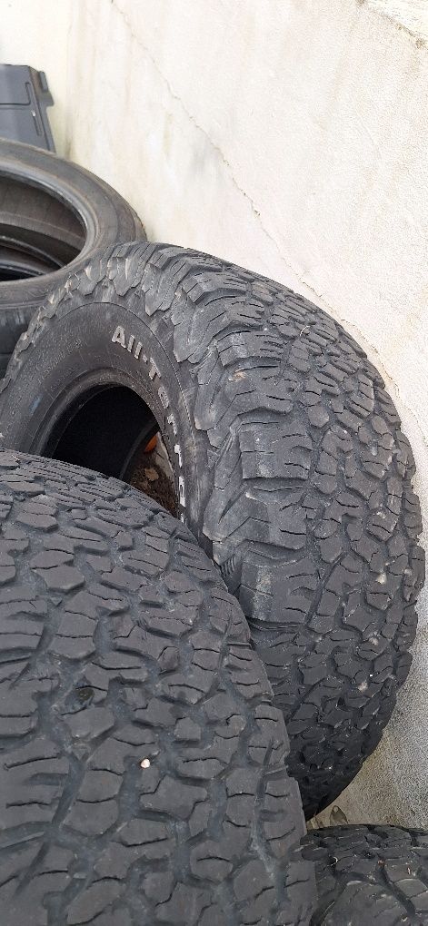 Pneus Bfgoodrich 285/70R17 AT