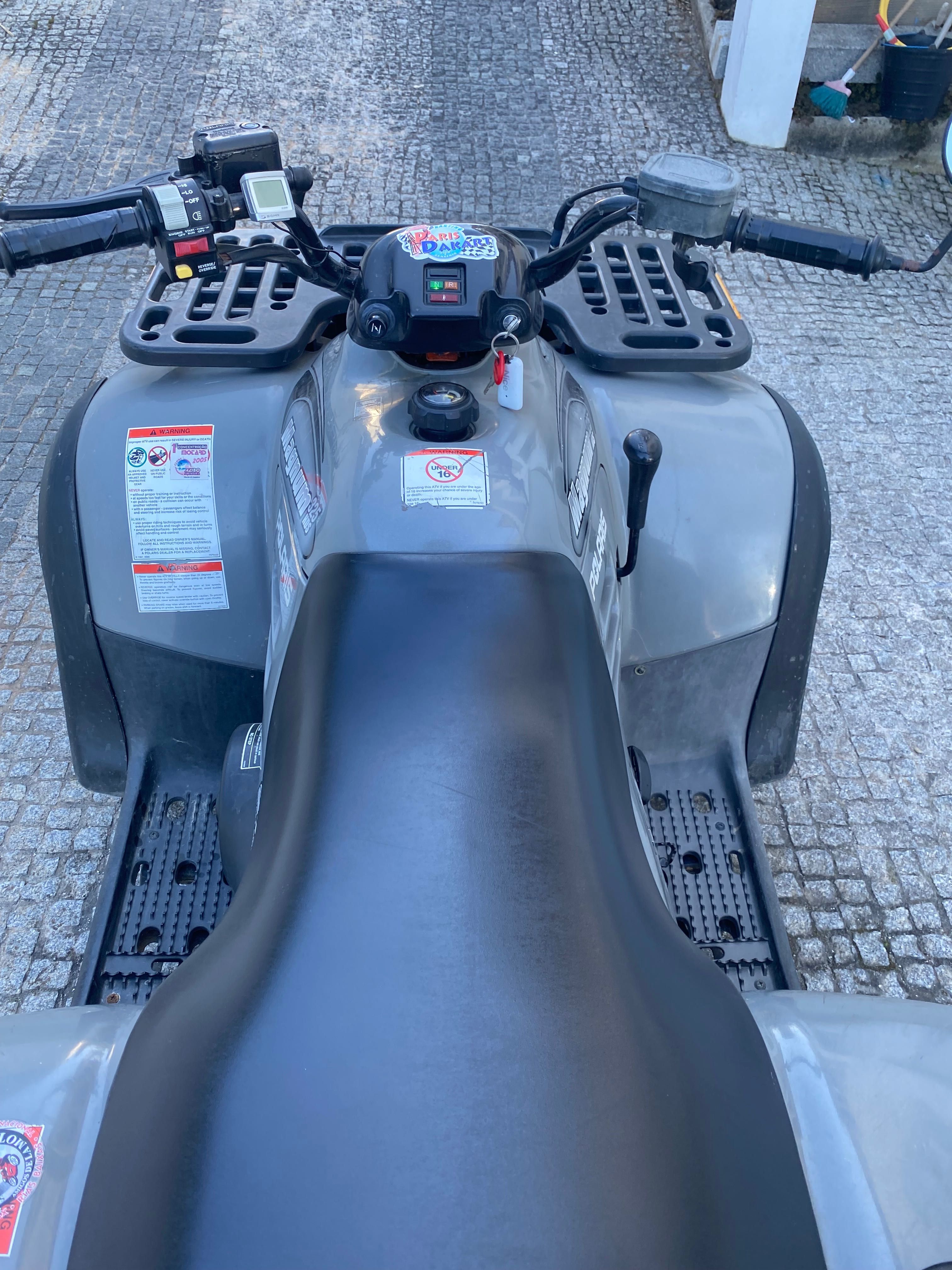 Moto 4 polaris 325