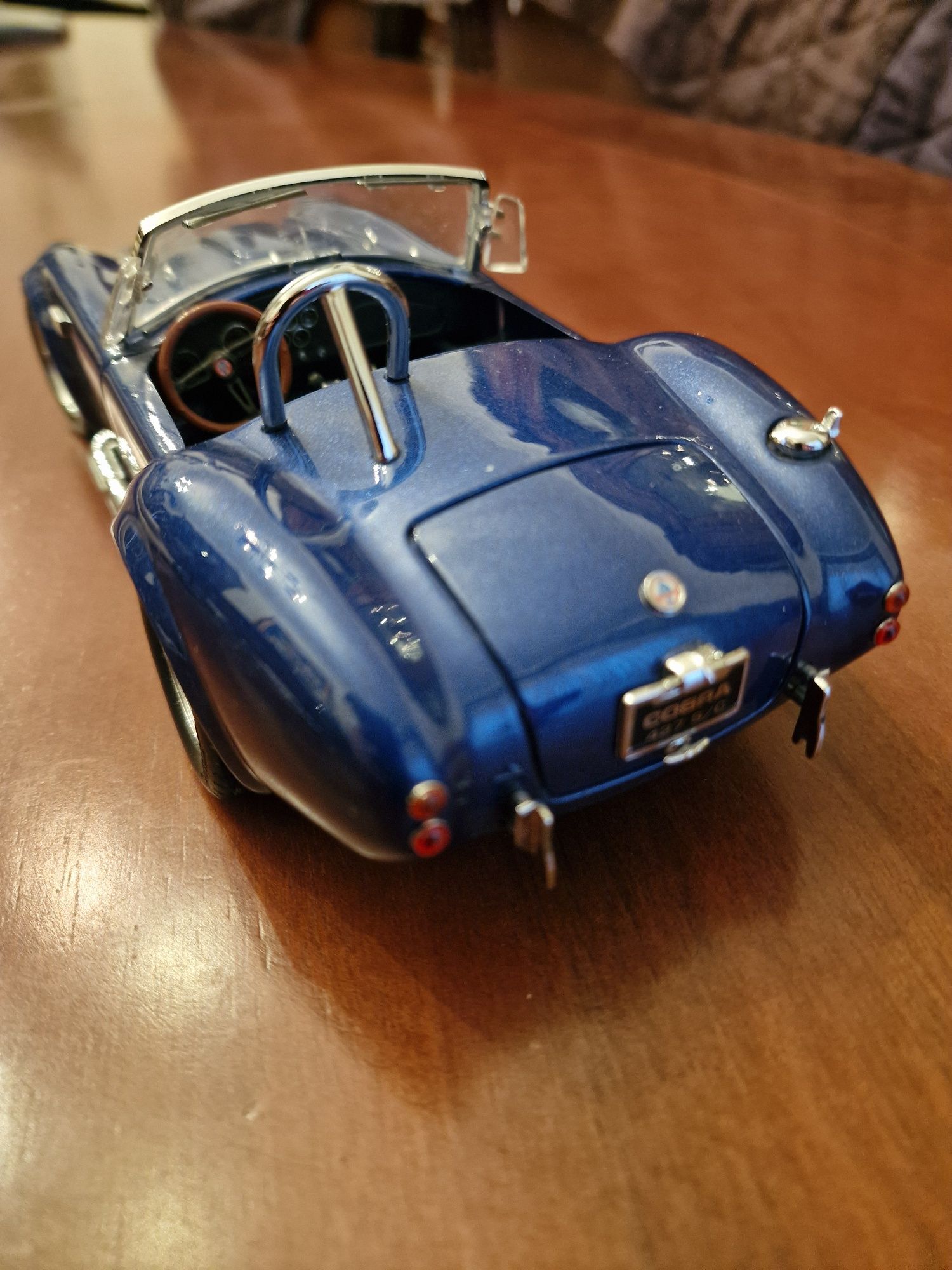 AC Cobra 427 1/18 marca Kyosho