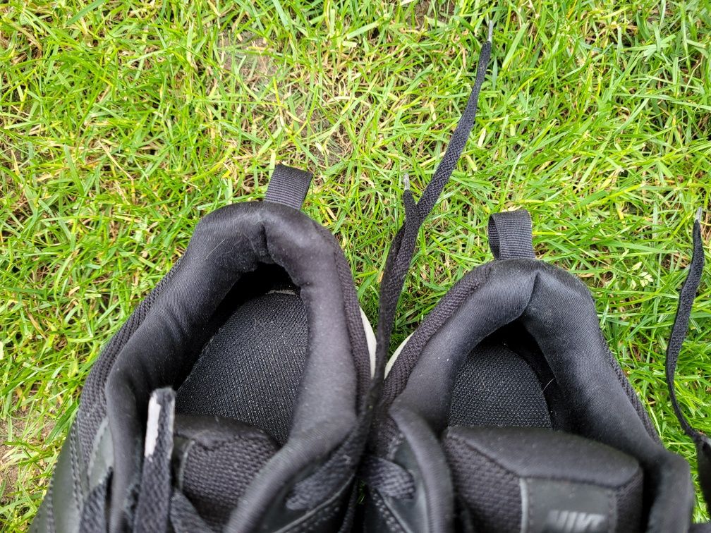 Sneakersy nike defy all day 42,5.