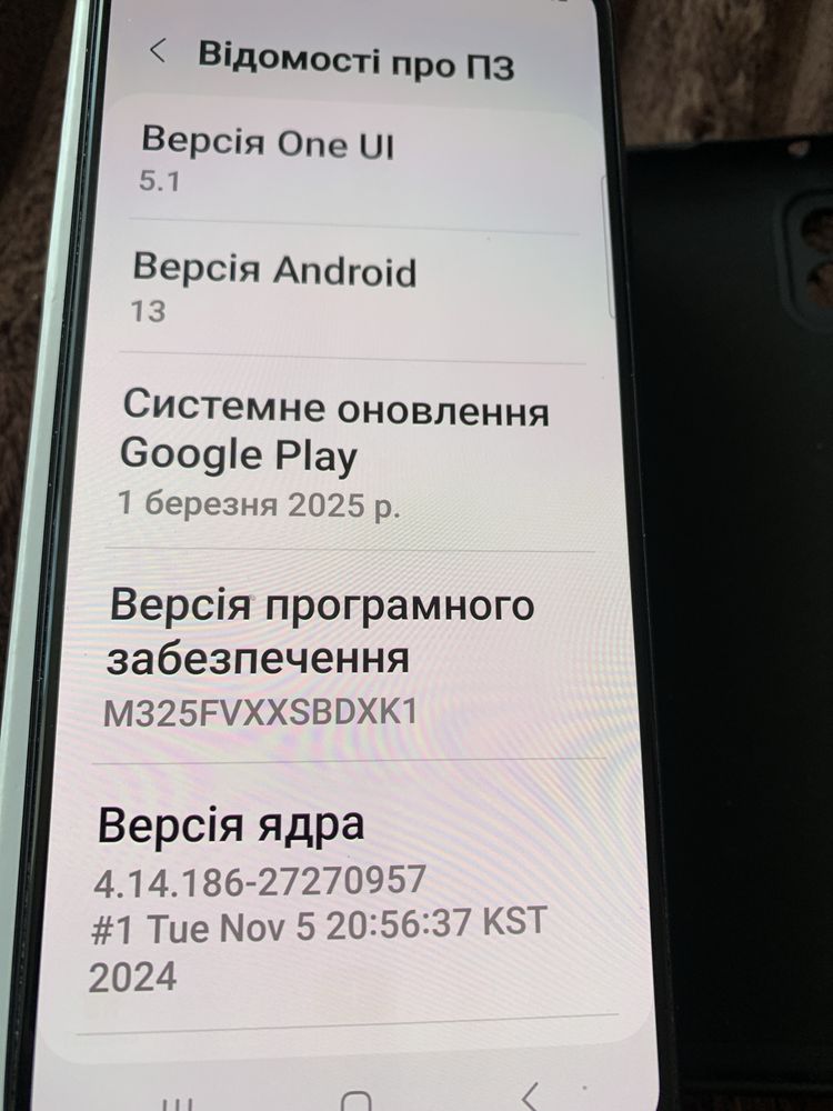 Samsyng M32 в хорошому стані