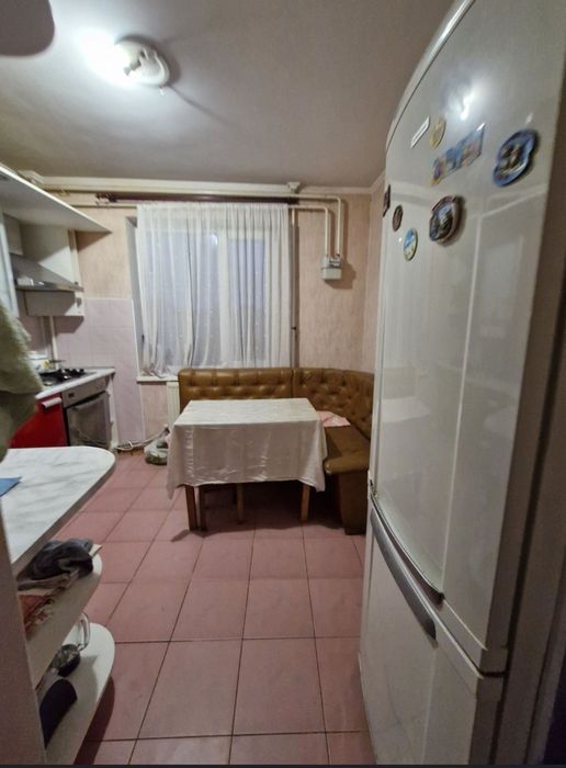 Здається окрема кімната на Вишенці 5000