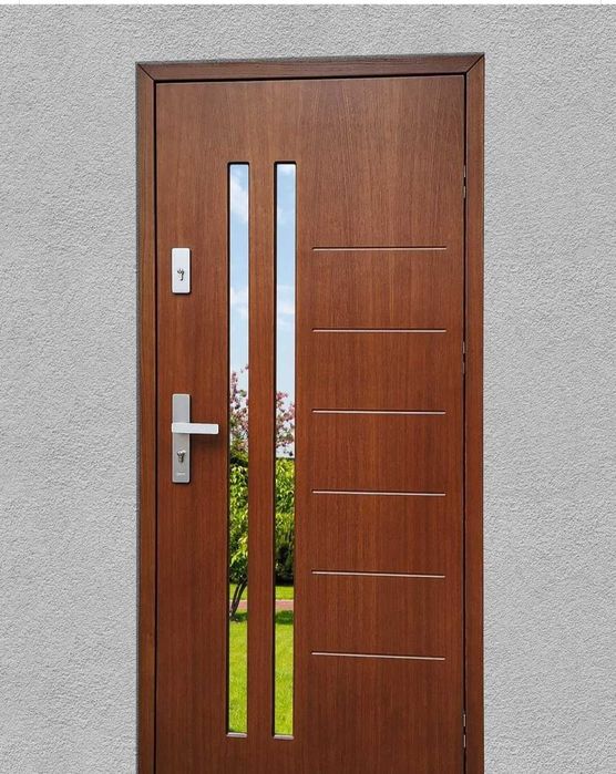 Drzwi zewnetrzne drewniane