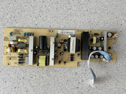 Блок питания + шлейка CH2100D-1MF 700-U

Блок питания LED телевизор