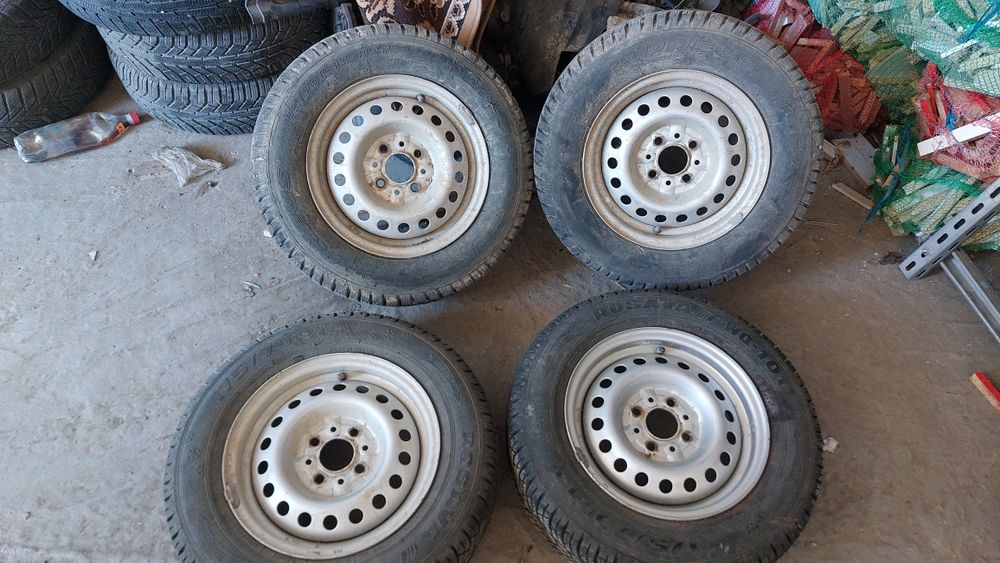 Колеса зимові.Диски резина 175/70 R13