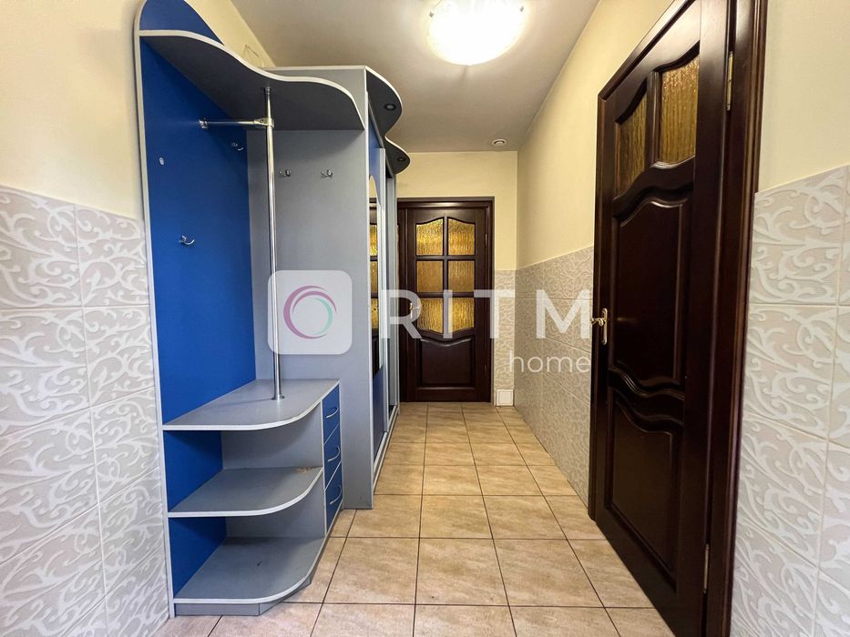 Оренда будинку в районі Київського майдану (центр міста)