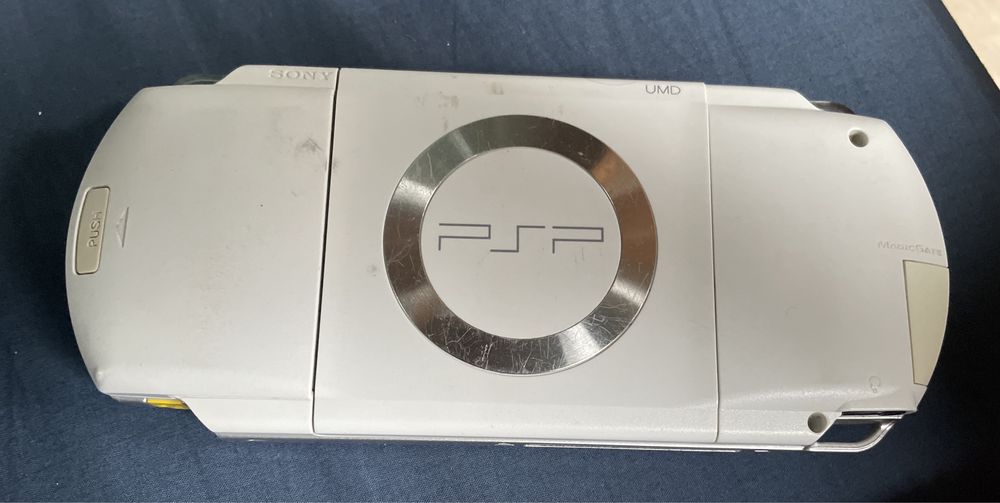 PlayStation PSP-1000 usado