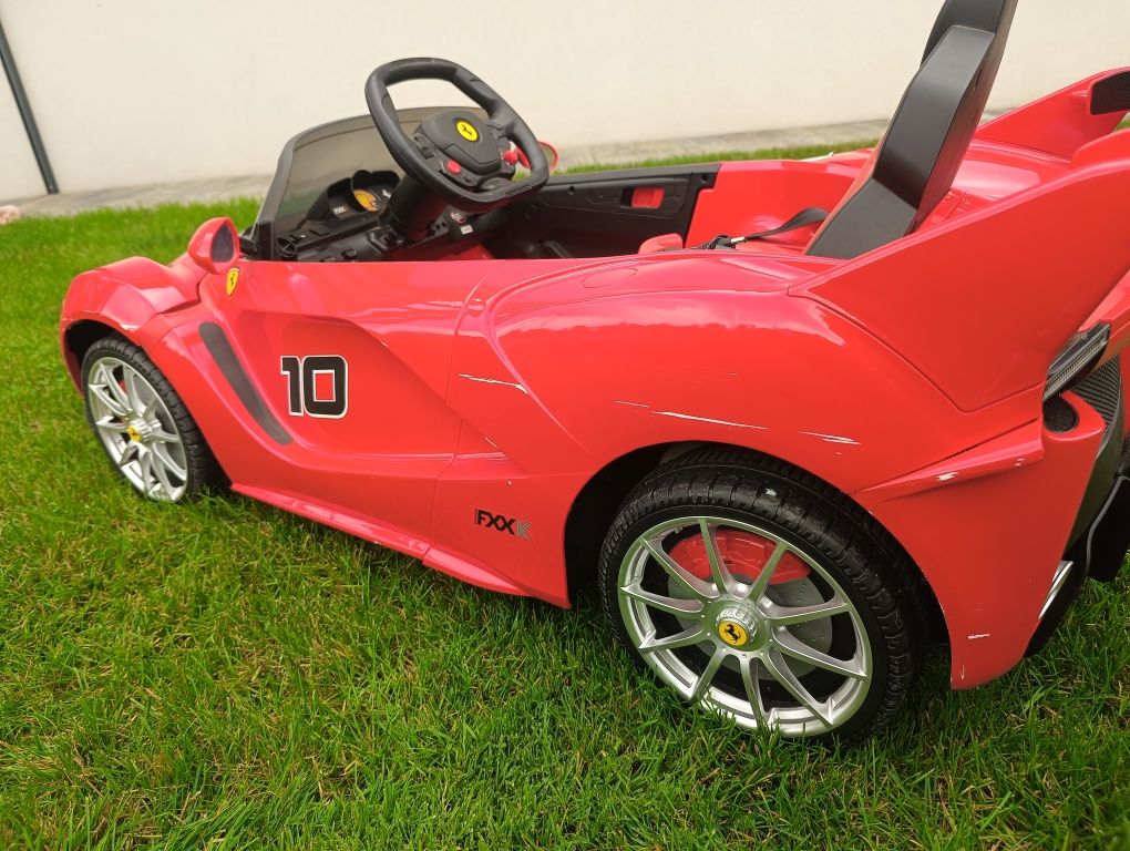Jeździk Ferrari na akumulator