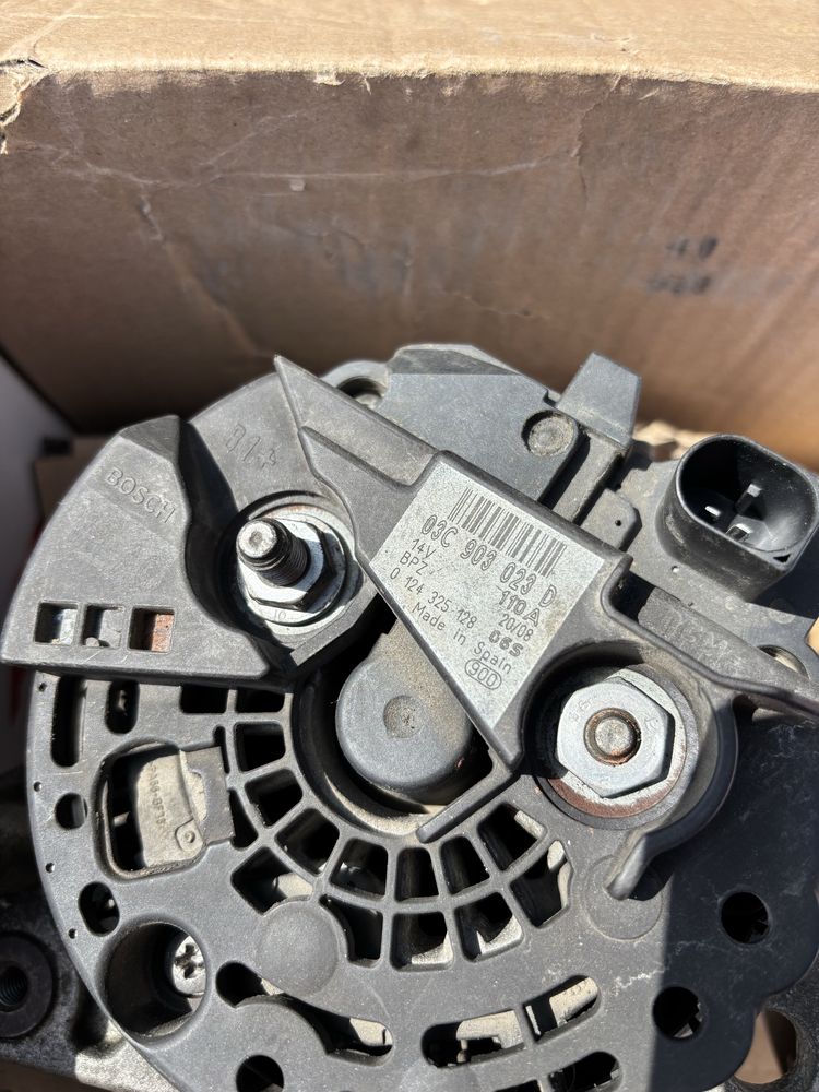 Генератор BOSCH VW,Volkswagen, Skoda 03C903023D