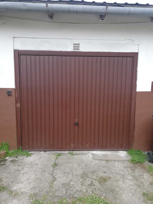 Drzwi Garażowe uchylne szer 2.20m,wys 2m