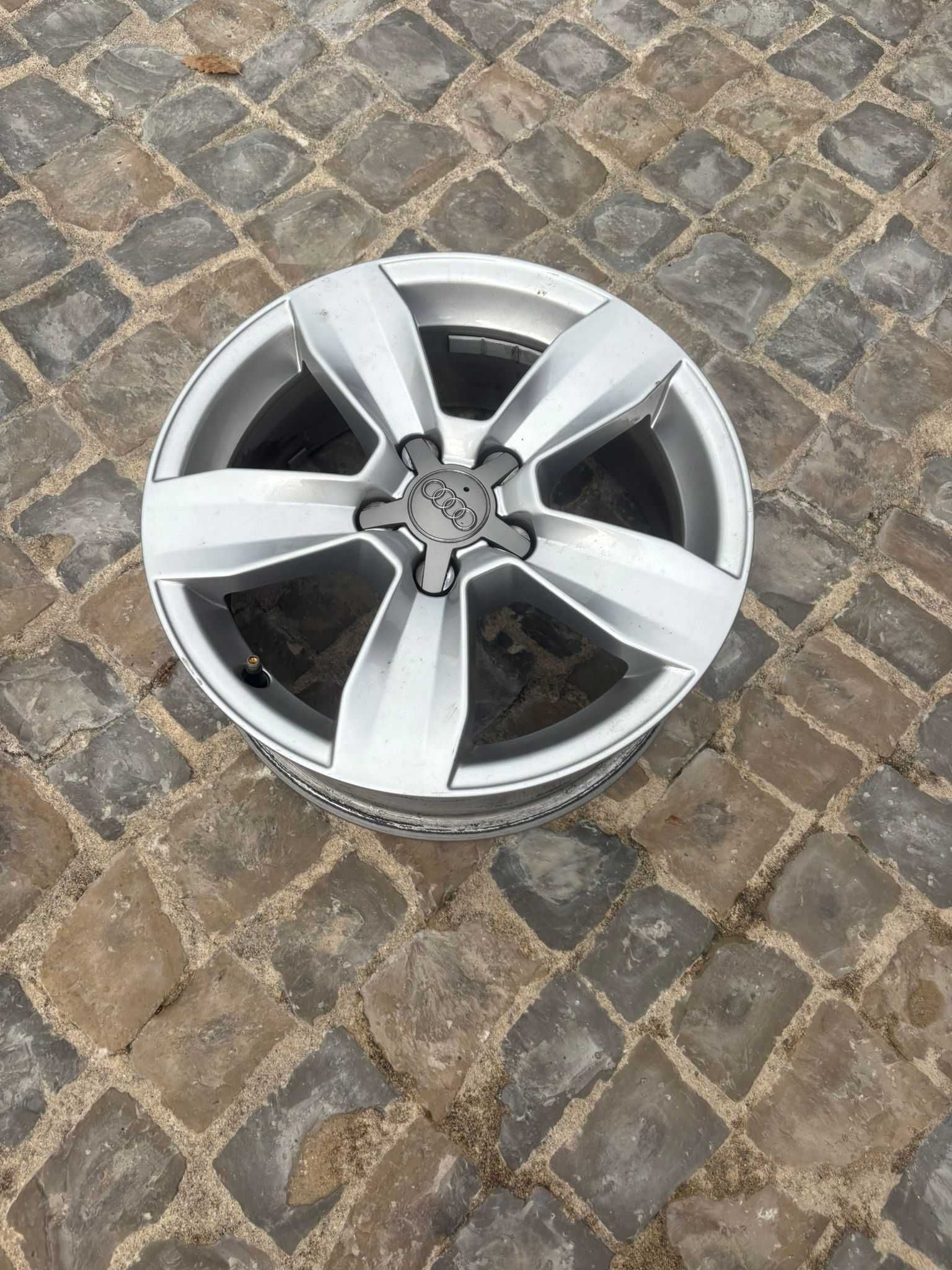 Jantes Originais Audi 17" – 5 Furos – Conjunto de 4