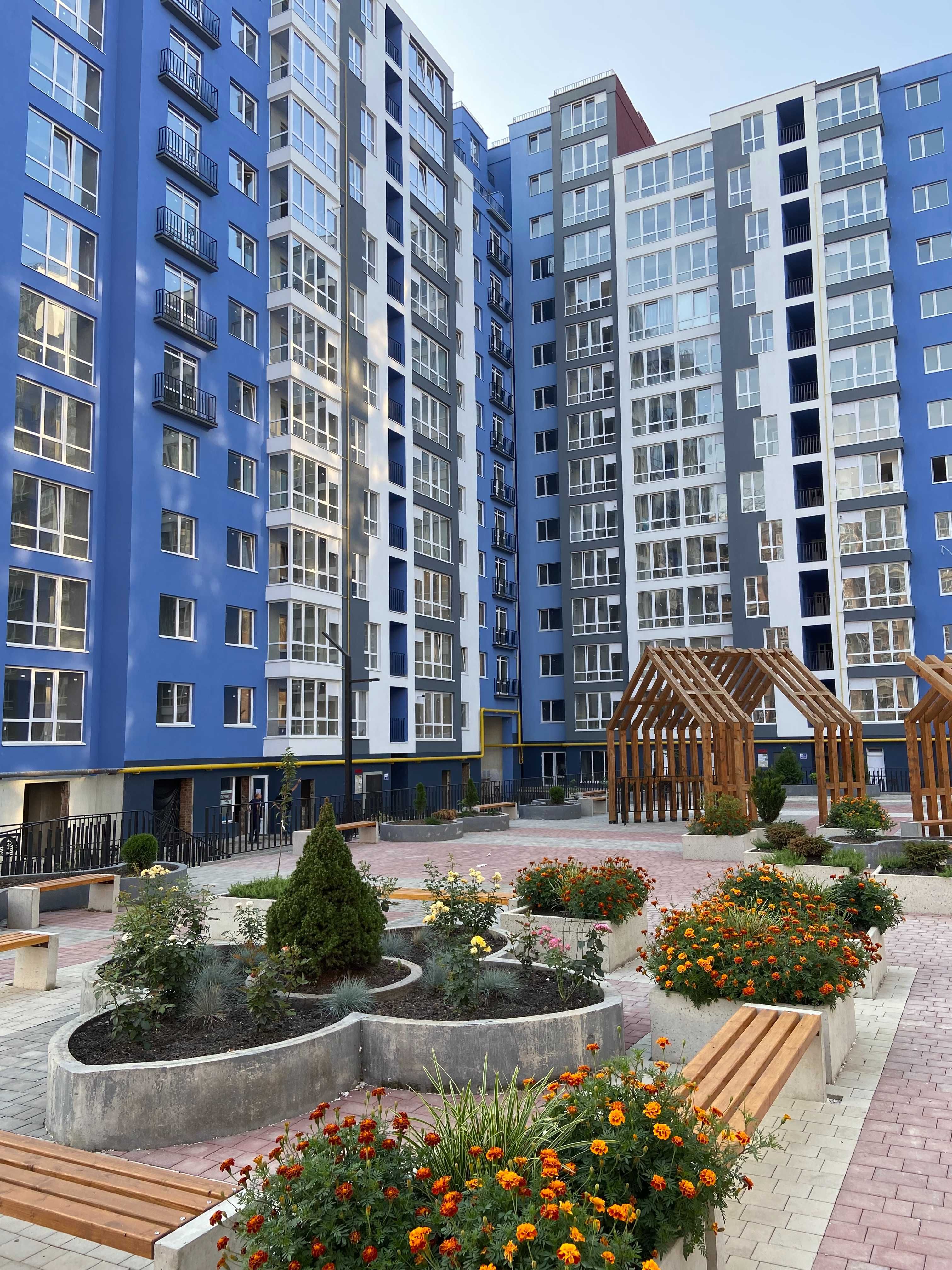 Центр, квартира. дві кімнати видова продам Набережна Галицька, Княгин