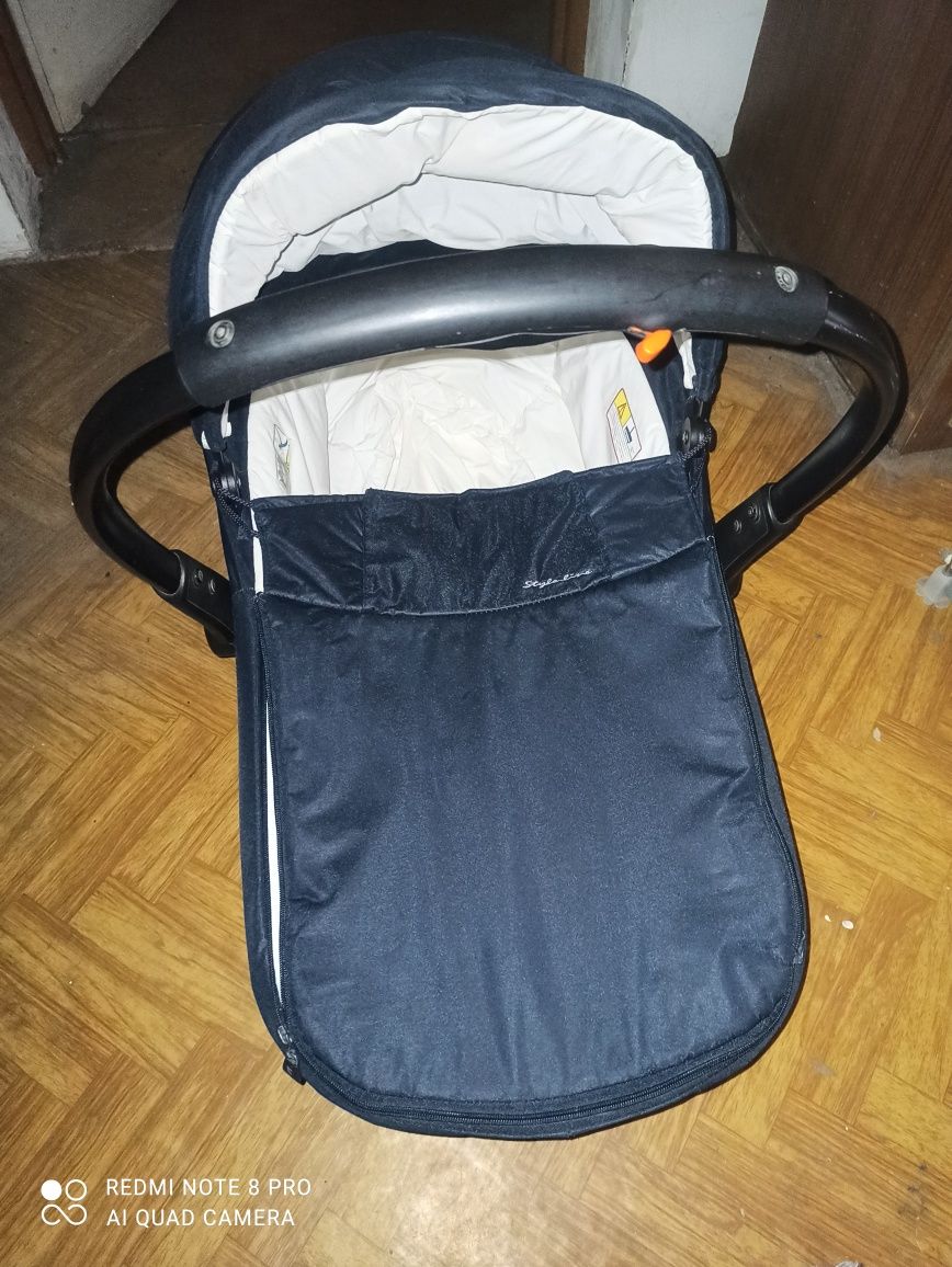 Zestaw gondola, fotelik 0-13, stolik interaktywny,motorek