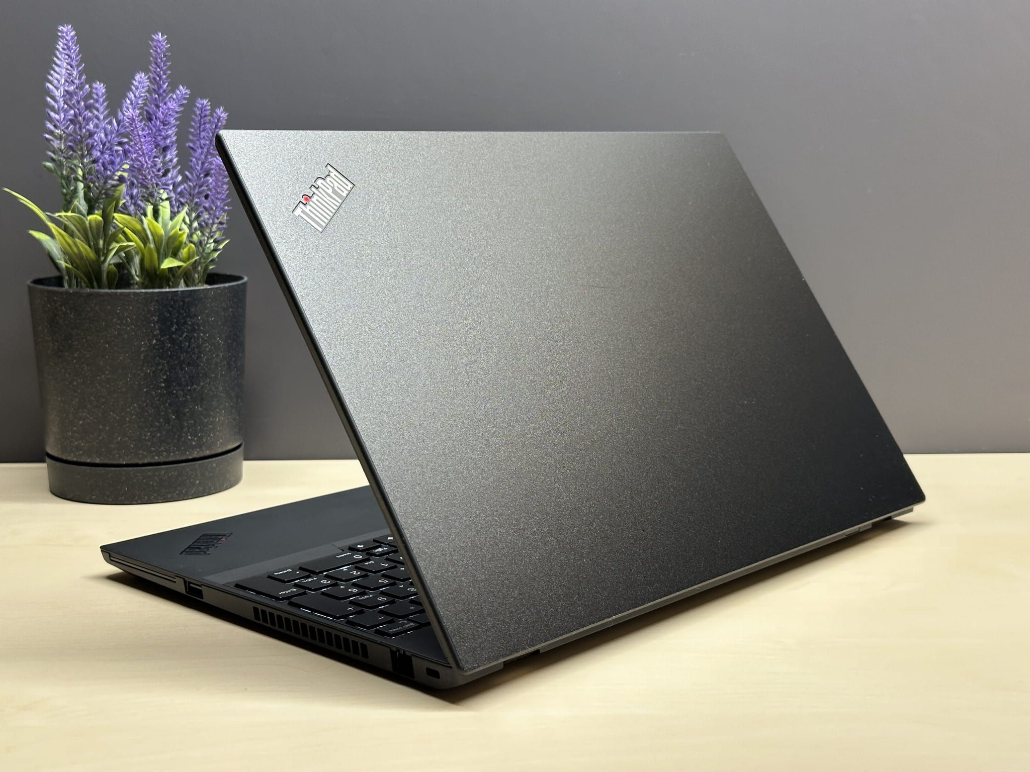 Laptop Lenovo ThinkPad T590 | i7-8665U / FHD / 16GB RAM / 512GB