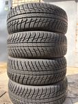Шини 235/55 R17 Nokian WR3 SUV резина бу зима