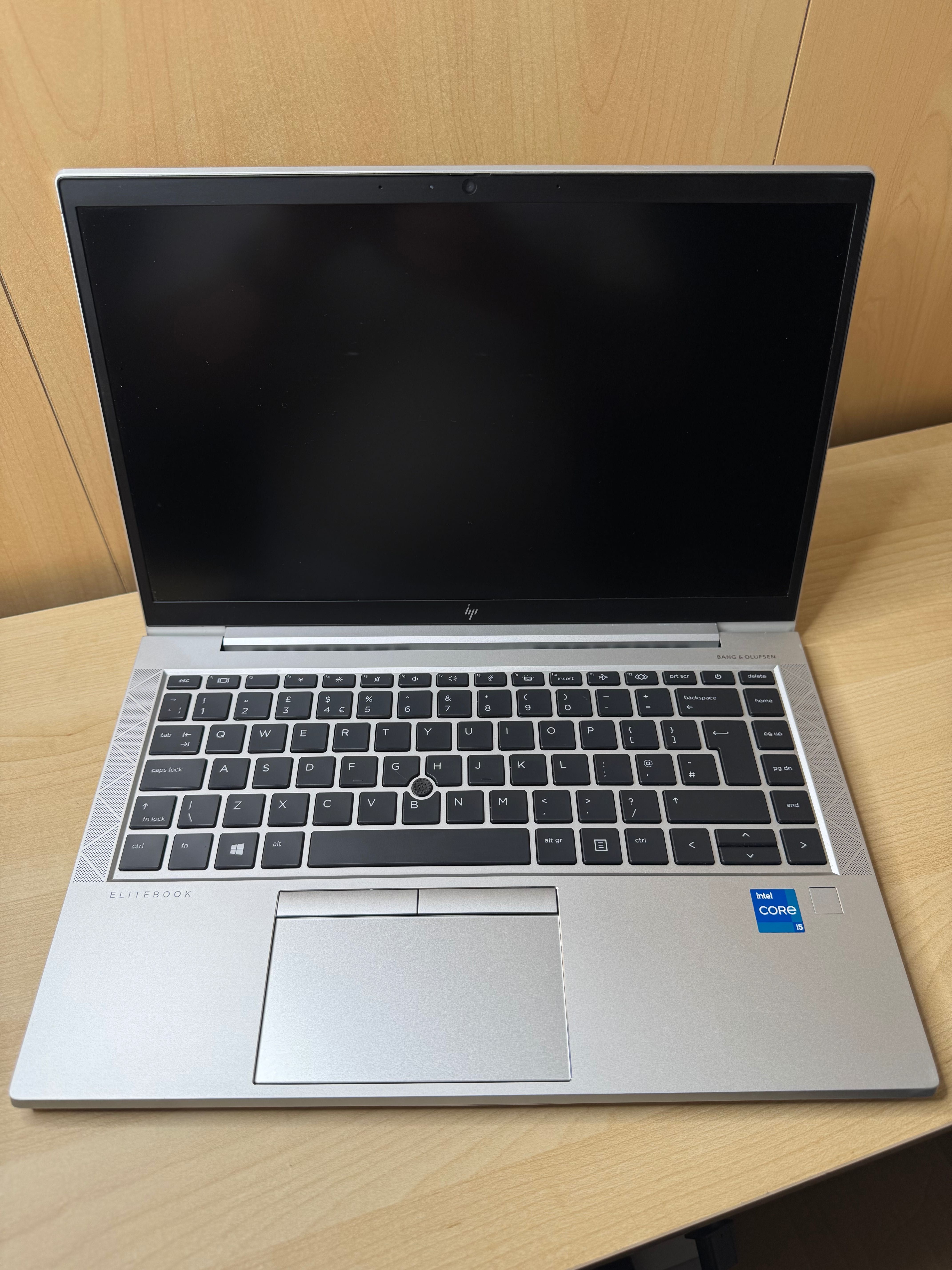 Ultrabook HP Elitebook 840 G7 14” i5-11GEN 32GB DDR4 2TB SSD FHD WIN11