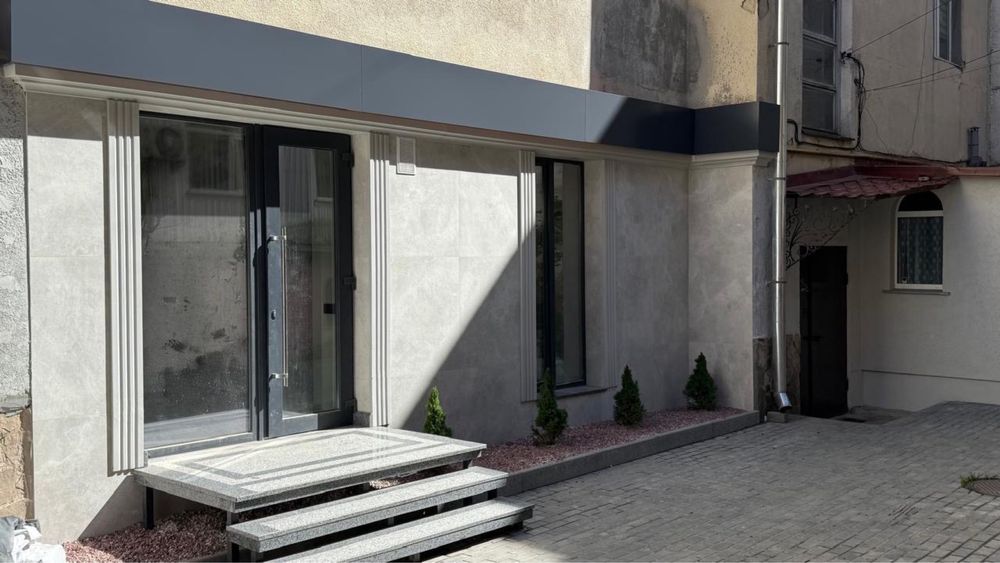 Оренда приміщення на Лесі Українки