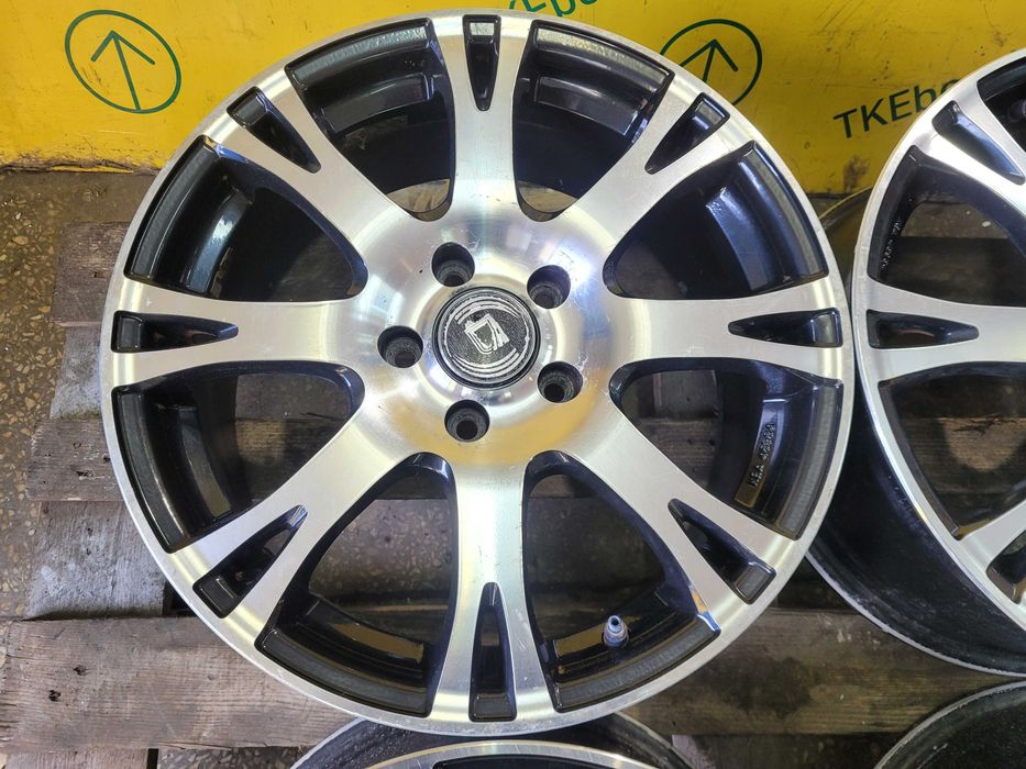 Alufelgi 5x112 17 Audi A3 A4 A6 Skoda Seat VW Passat Golf Mercedes