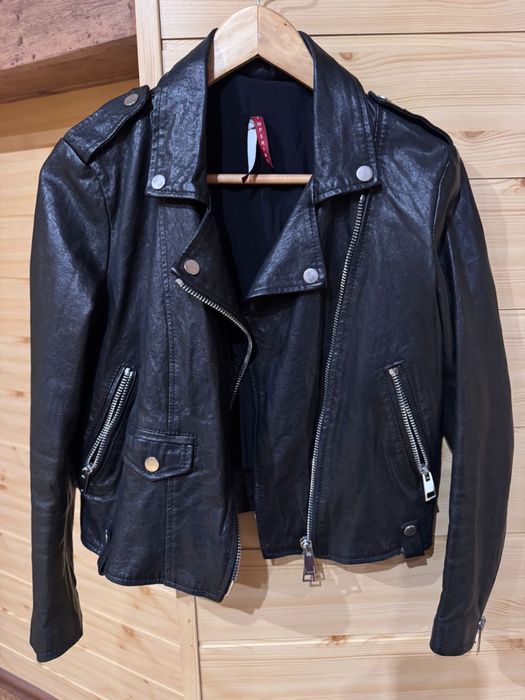 Продам жіноча шкірянка ITALIA