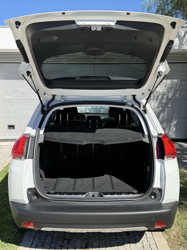 PEUGEOT 2008 - Versão ALLURE