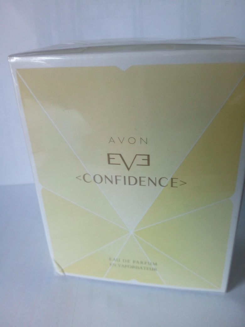 Woda perfumowana damska Avon EVE