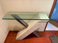 Consola em vidro, inox e pedra