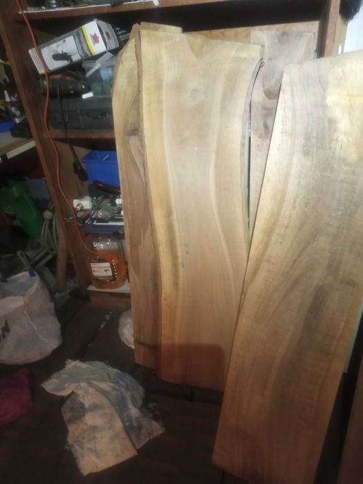 Sprzedam deski z orzecha włoskiego