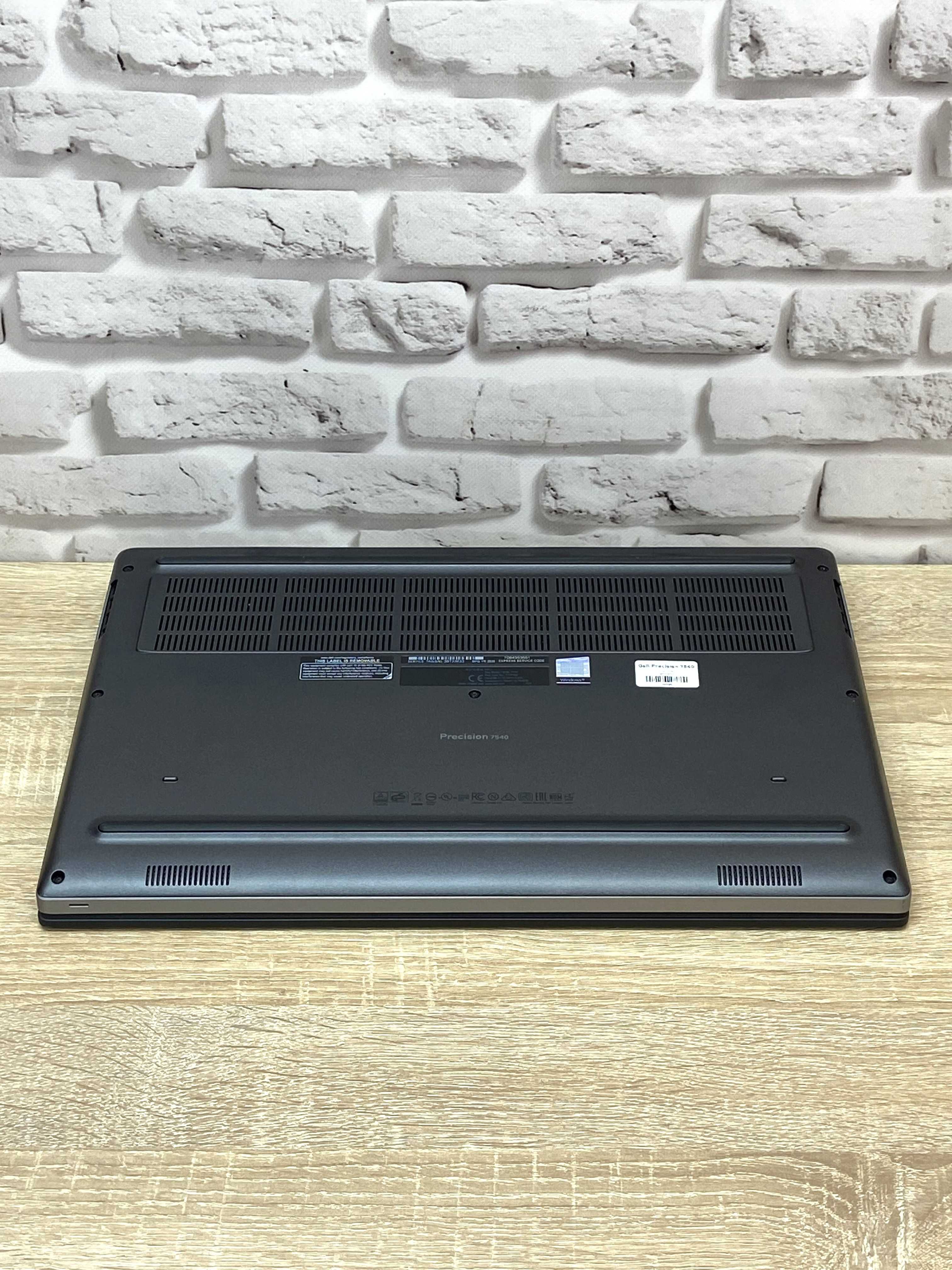 Dell Precision 7540|i5-9400H|ram 16GB|ssd 240GB|Quadro T2000 4gb|IPS