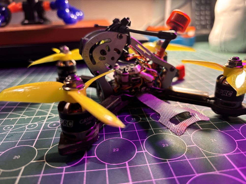 GEPRC dron 3,5 inch tbs crossfire analog