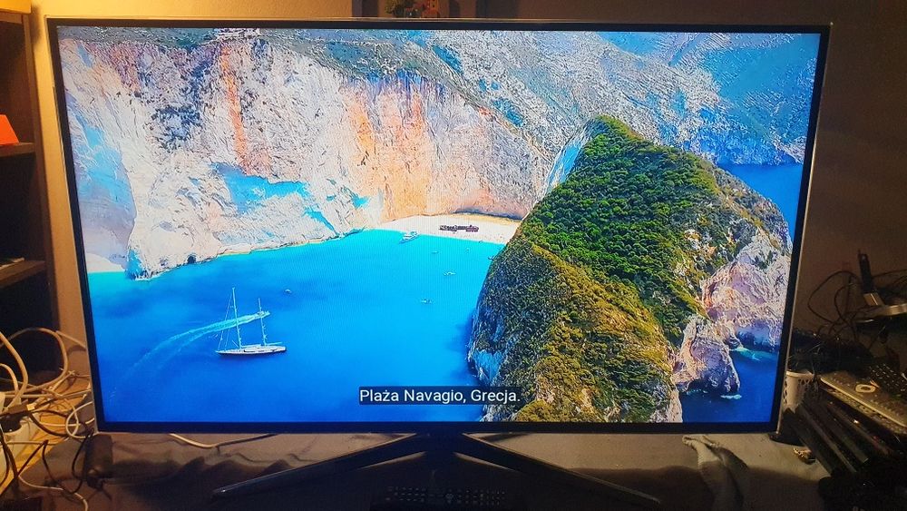 Telewizor LED Samsung 48", SmartTv, Wi-Fi, Netflix, YouTube.