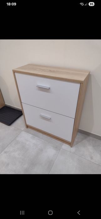 Szafka na buty w bardzo dobrym stanie!