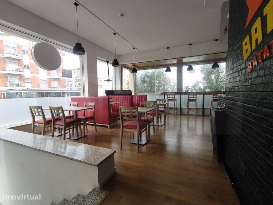 Restaurante / Take away equipado para trespasse - Aveiro