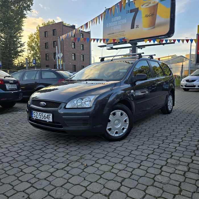 Ford Focus II 1.6 benzyna * SUPER STAN * 136 tys km * krajowy *