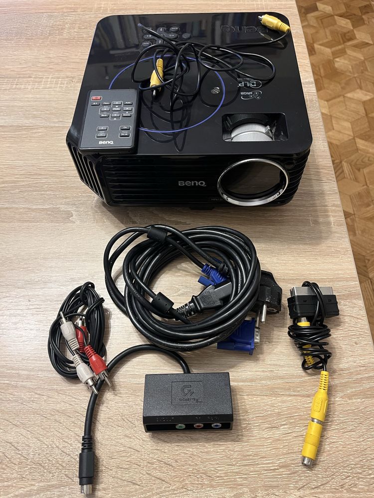 Projektor BENQ PLP