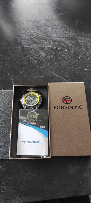 Часы мужские,механика