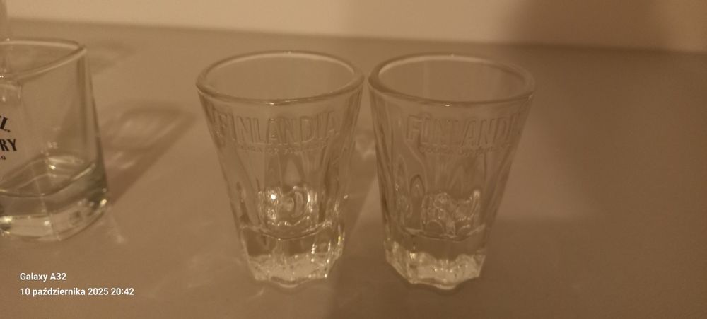 Kieliszki dla kolekcjonerów 8 sztuk