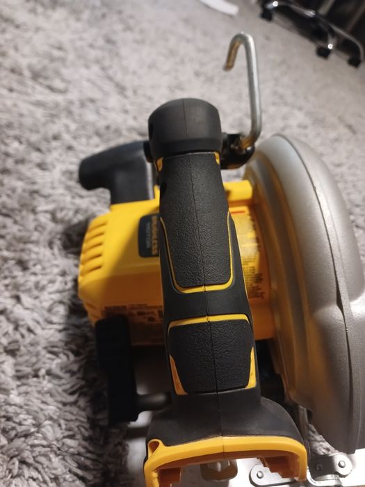 Циркулярная пила dewalt dcs570 імпакт dcf850 шурик 791 флексвольт 9а м