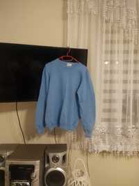 Sweterek w kolorze niebieskim