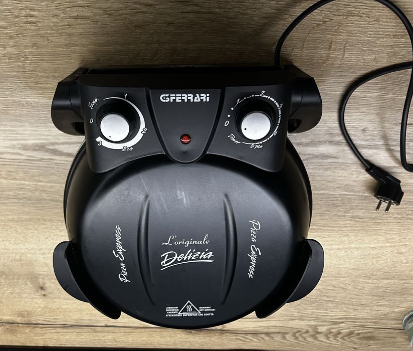 Sprzedam piec do pizzy G3 Ferrari czarny