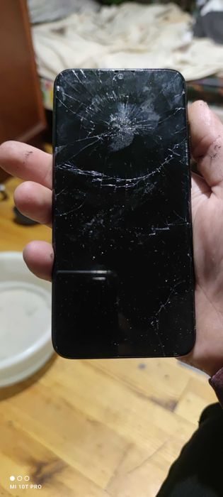 Redmi note 7 на запчастини