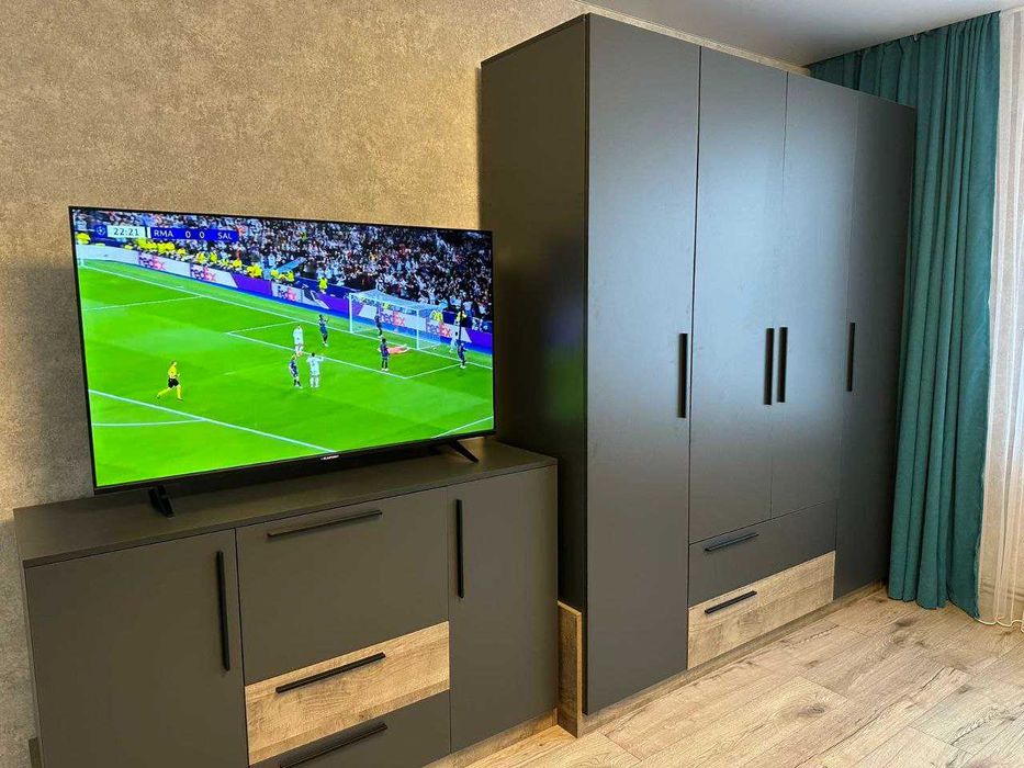 Терміново здам 1-ку в новобудові в центрі