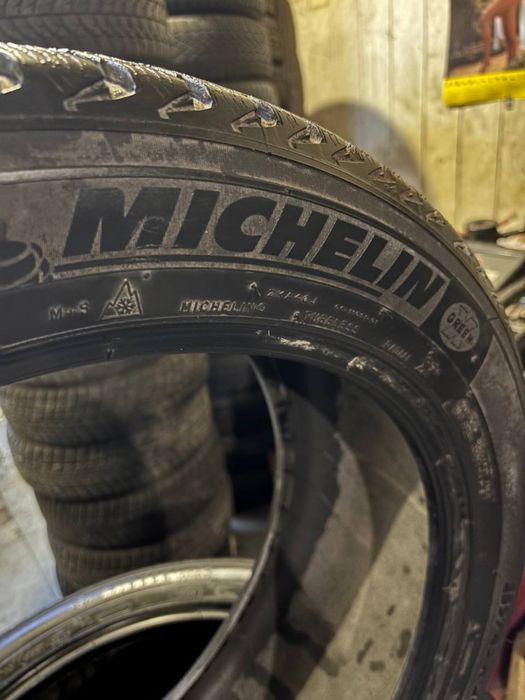 255/45/20 мишелин 22/24 год 6.5+мм топ!)