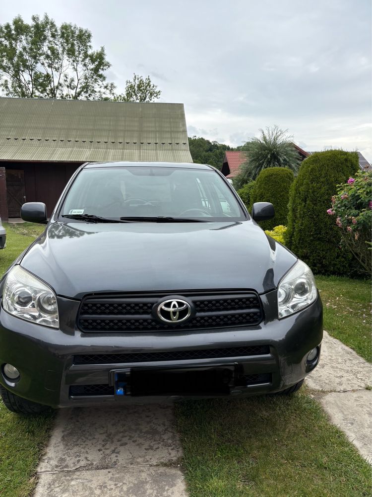 Toyota RAV 4 używana