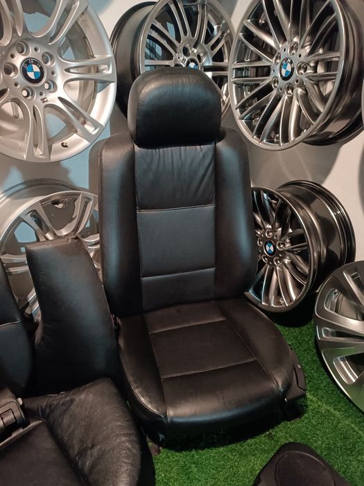 Bancos e quartelas em pele preta para bmw E46 Touring impecáveis