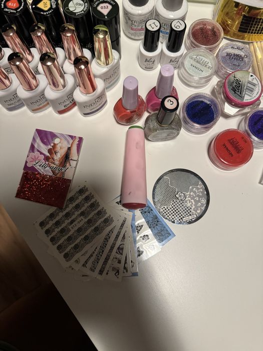 Sprzedam duży zestaw hybrydowy, neonail, gelish, indigo, semilac