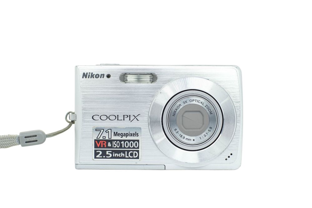Nikon Coolpix S200 +1gb – stylowy klasyk z epoki pierwszych cyfrówek!