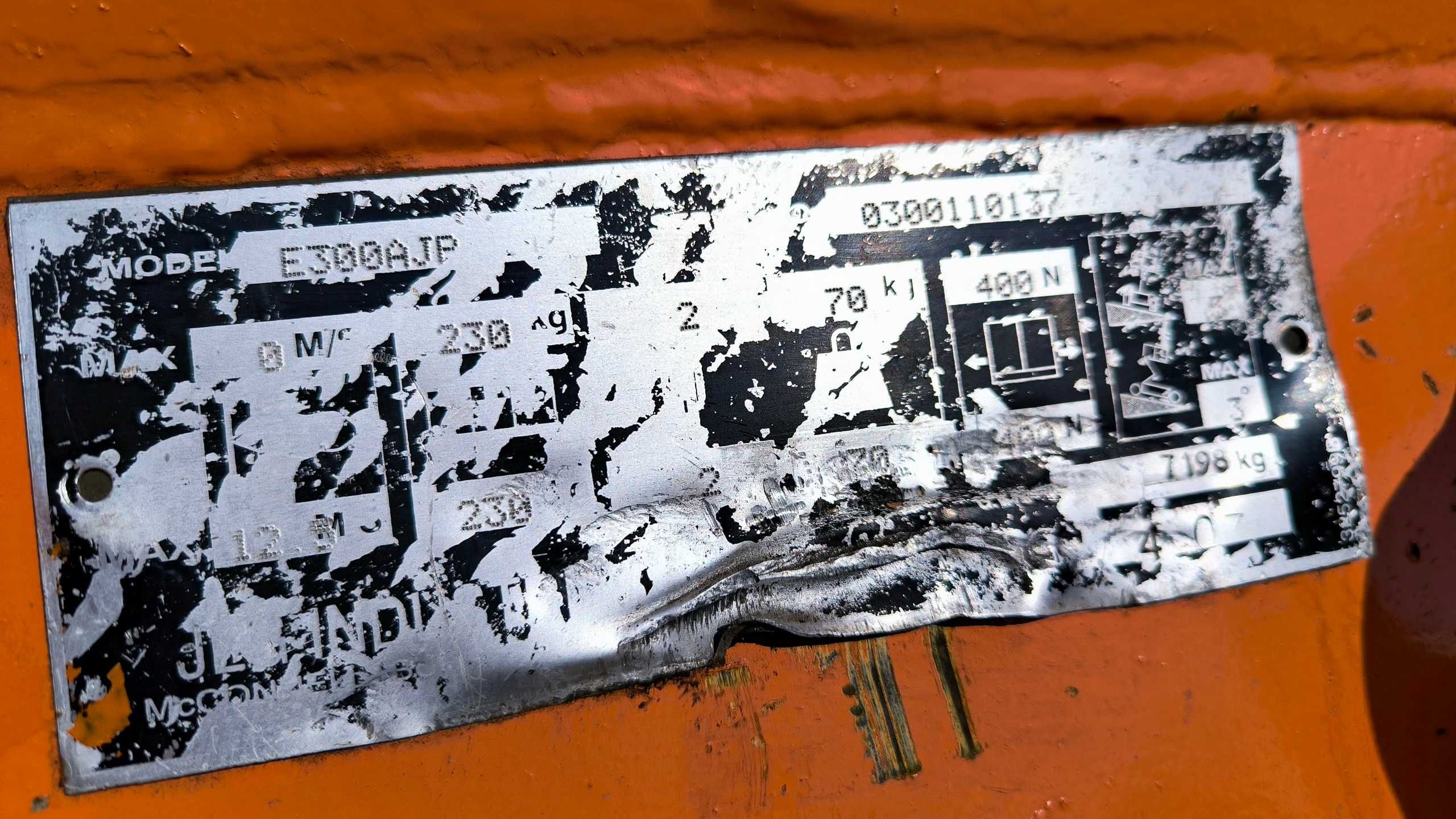 Podnośnik koszowy elektryczny JLG E300 AJP rok 2007 cena 44900 netto