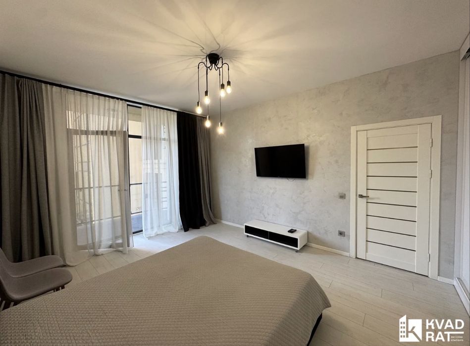 Оренда 1кім +кухня студія ЖК Royal Hall біля парку Шевченка